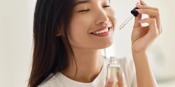 How to Remove Perfume Stains from Clothes